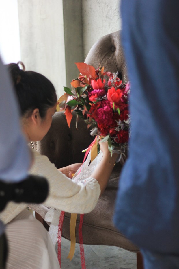 Gizelle Faye Girl Gone Cuckoo BTS BnB Editorial Cebu Florist Event Stylist-2